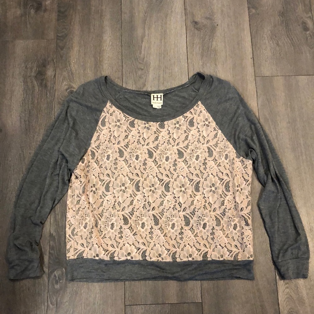 Haute Hippie Grey Lace Raglan Sleeve Top, size L